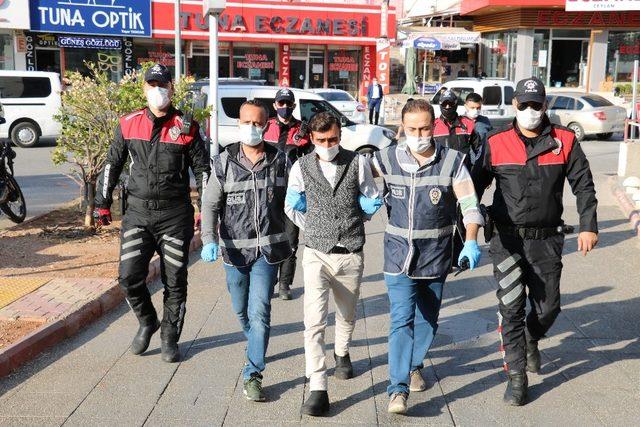 14 ayrı suçtan 35 yıl hapis cezasıyla aranan firari yakalandı