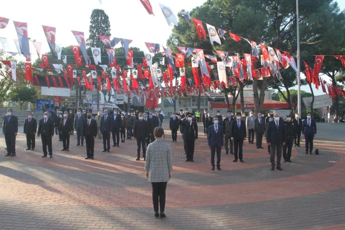 Gazi Mustafa Kemal Atat&uuml;rk, Kuyucak&rsquo;ta t&ouml;renle anıldı