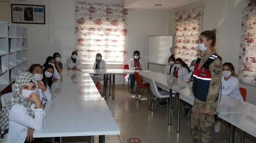 Kilis’te ’En İyi Narkotik Polisi Anne’ projesi