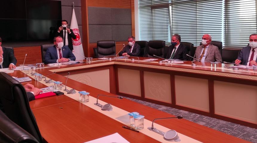 TBMM Deprem Araştırma Komisyonu Başkanı AK Parti'li Uncuoğlu oldu