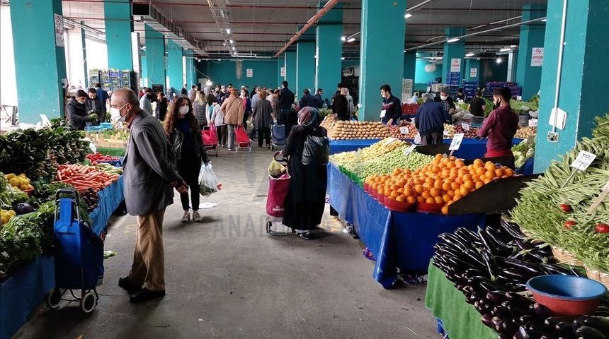 İstanbul'da semt pazarlarında HES kodu uygulaması başladı