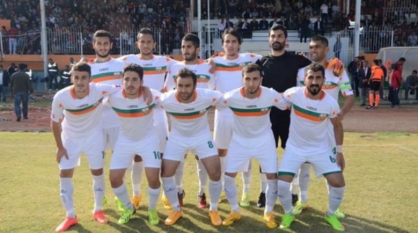 Kozanspor'da 17 futbolcu ve teknik direktör koronavirüse yakalandı