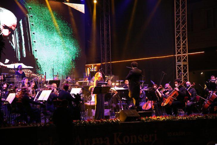 Mersin Devlet Opera ve Balesi verdiği konserle Atatürk'ü andı G3