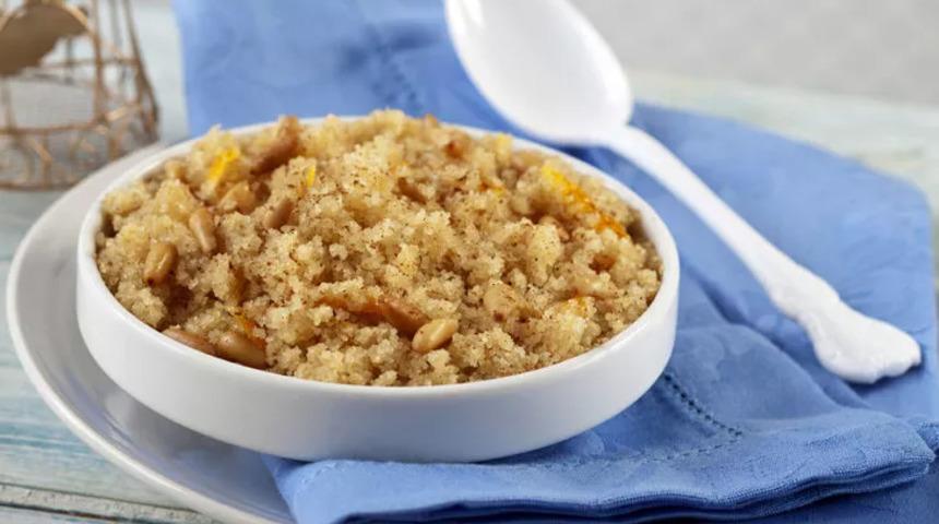 İrmik helvası nasıl yapılır? Sütlü irmik helvası malzemeleri neler? İşte Atatürk'ün sevdiği tatlılardan irmik helvası tarifi! 