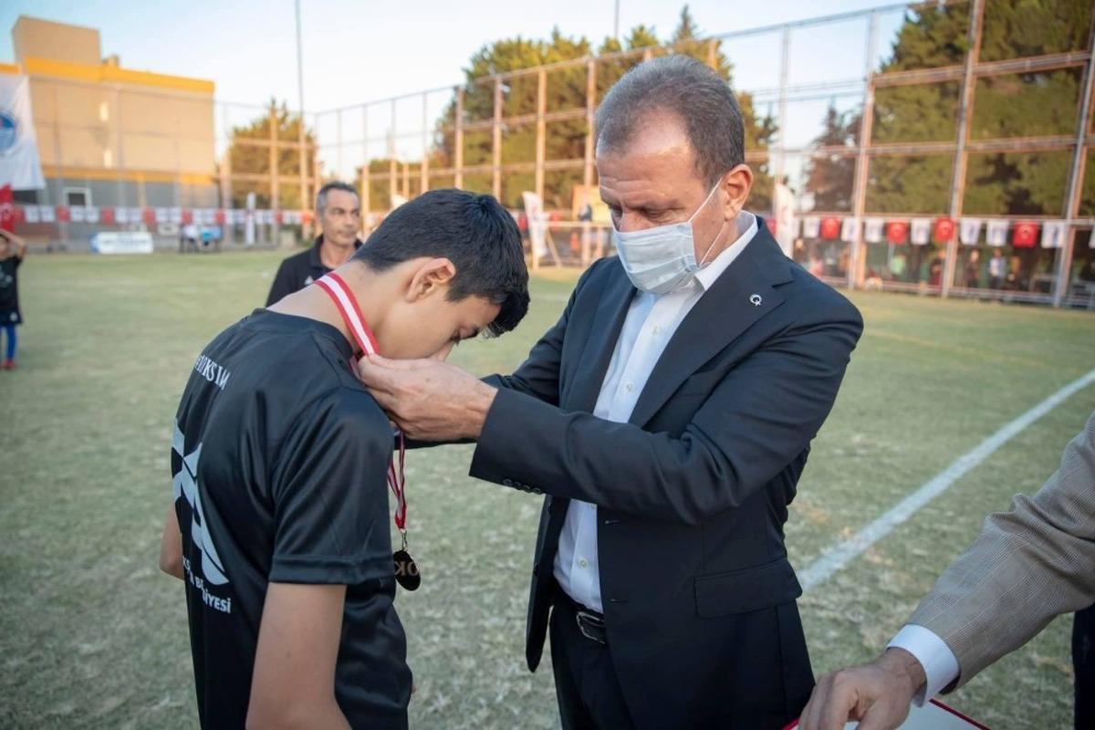 Mersin&rsquo;de 10 Kasım Atat&uuml;rk&rsquo;&uuml; Anma 10 Yaş Futbol Etkinliği tamamlandı