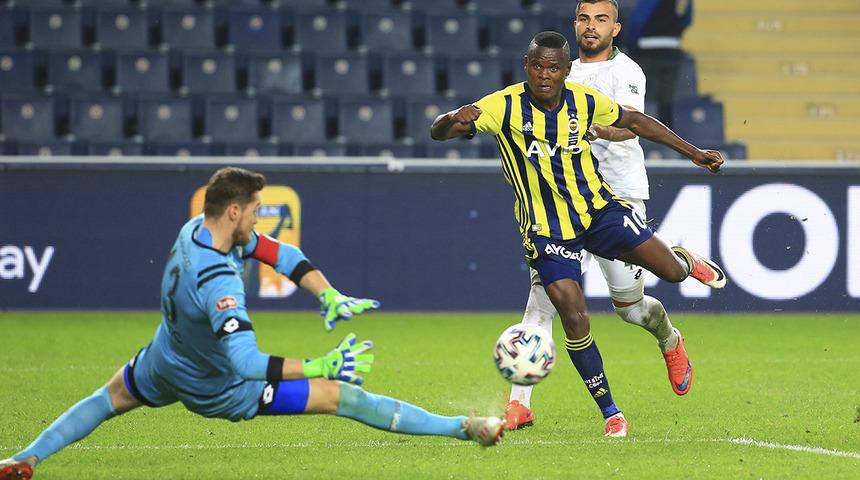 Samatta, milli takımda sakatlandı