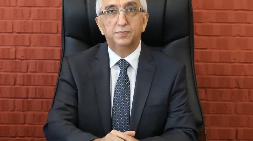 Yabancı öğrencilere uzaktan eğitim ile Türkçe öğretiliyor