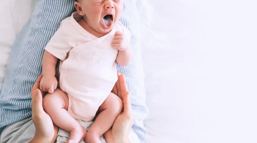 Özellikle bebeklerde sık rastlanıyor! Dilleri üzerindeki beyazlık...