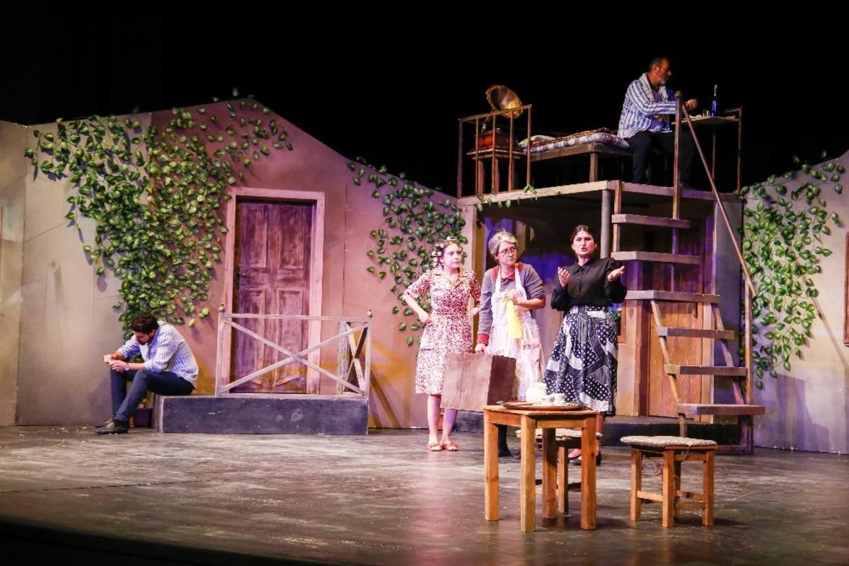 Adana B&uuml;y&uuml;kşehir Belediyesi Şehir Tiyatroları sezonu 3 oyunla a&ccedil;ıyor