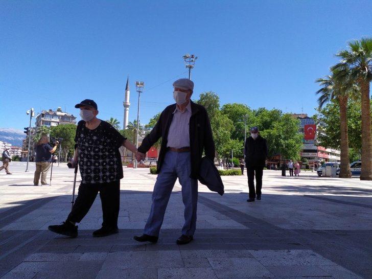 Denizli’de 65 yaş ve üstü vatandaşlara sokağa çıkma yasağı geldi G2