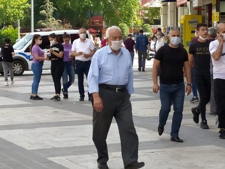 Denizli’de 65 yaş ve üstü vatandaşlara sokağa çıkma yasağı geldi G3