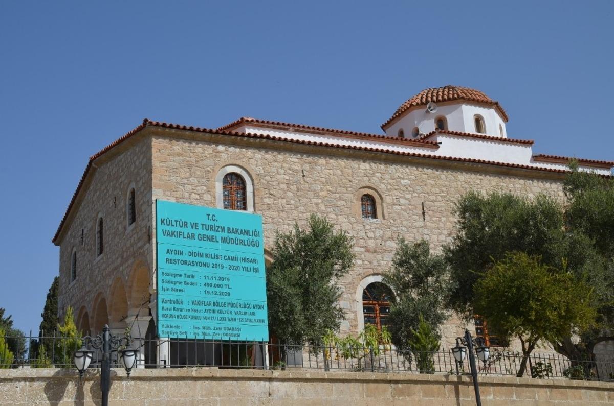 Didim&rsquo;de 190 yıllık tarihi camii yeniden ibadete a&ccedil;ıldı