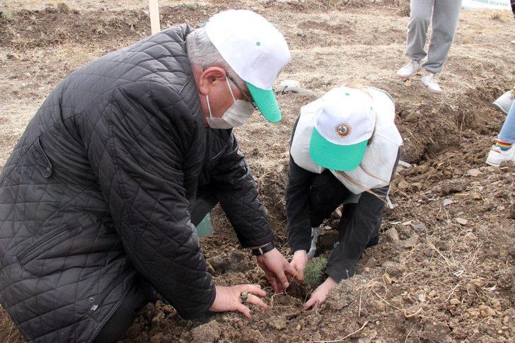 Fidanlar toprakla buluştu G5