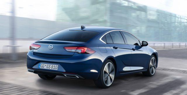 Opel Insignia-1