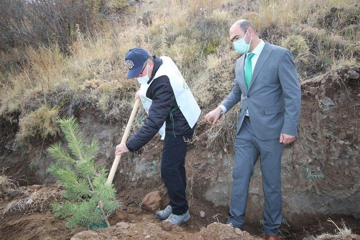 Hacılar’da bin 100 fidan toprakla buluştu G3