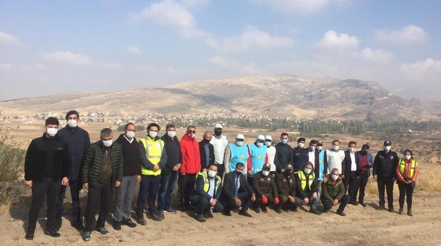 Develi&rsquo;de 2 bin fidan toprakla buluştu