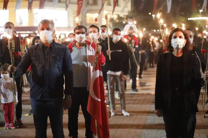 Manavgat’ta meşaleler Atatürk için yandı G4