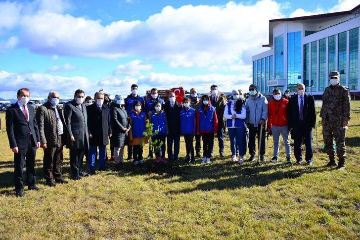 Ardahan’da 5000 fidan toprakla buluştu G2