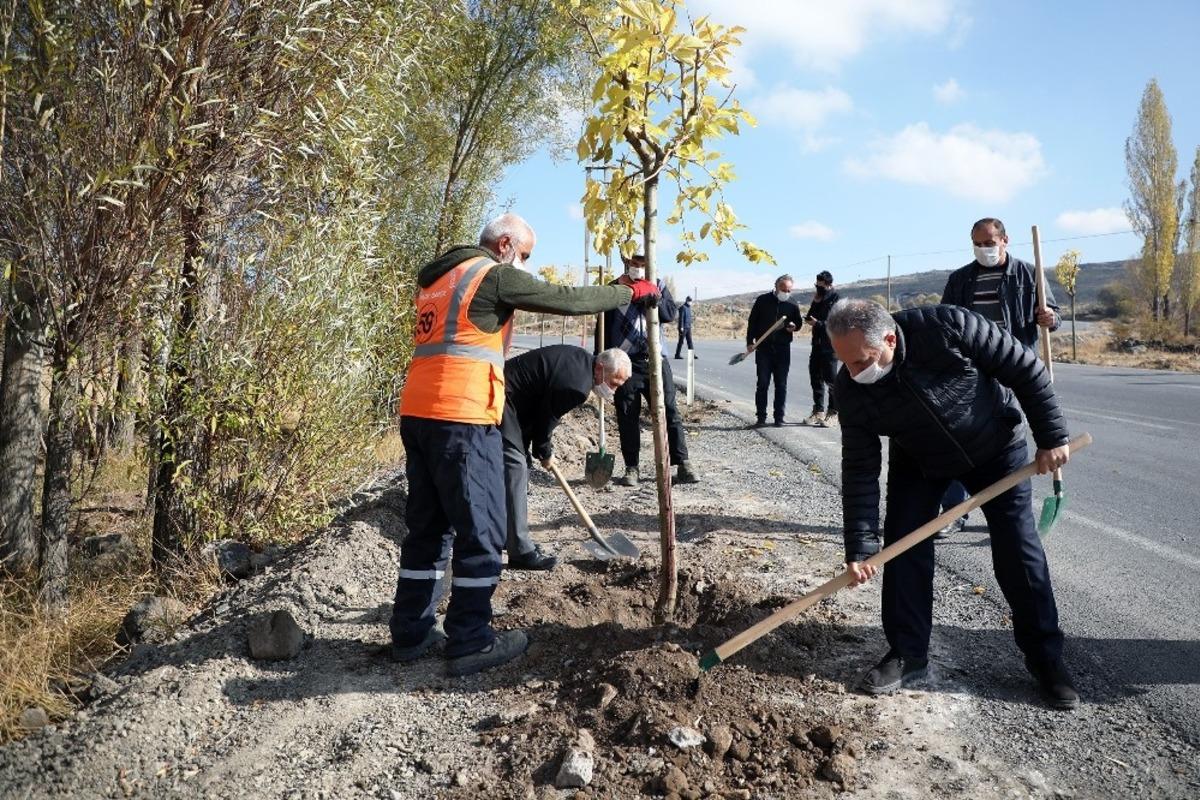Başkan Yal&ccedil;ın: &ldquo;Bug&uuml;ne kadar 70 bin ağa&ccedil; diktik&rdquo;