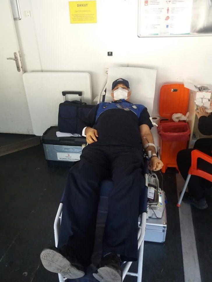 Zabıta memurlarından kan bağışına destek G3