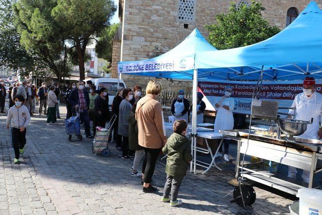 Söke Belediyesi’nden Deprem’de Hayatını Kaybedenler İçin Lokma