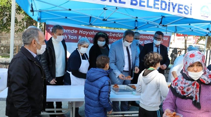 S&ouml;ke Belediyesi&rsquo;nden Deprem&rsquo;de Hayatını Kaybedenler İ&ccedil;in Lokma