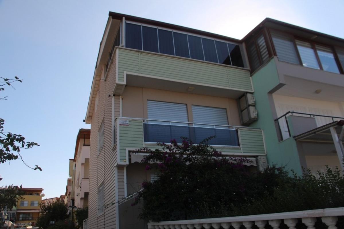 Ev arkadaşının &ccedil;elik kasasını &ccedil;alan ş&uuml;pheli yakalandı