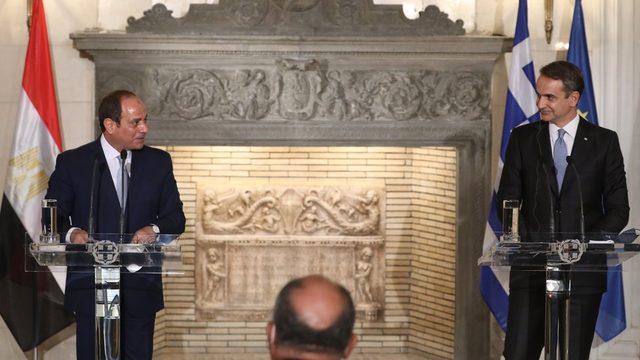 Mısır Cumhurbaşkanı Sisi ile Yunanistan Başbakanı Miçotakis