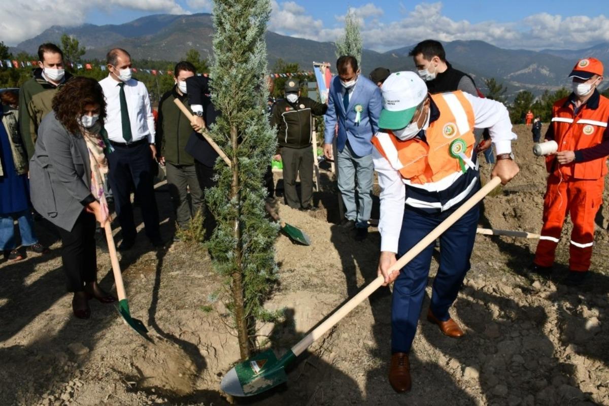 Karab&uuml;k &ldquo;Bug&uuml;n Fidan Yarın Nefes&rdquo; dedi