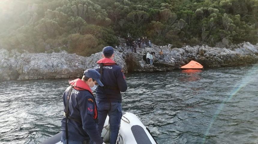 Kuşadası K&ouml;rfezi&rsquo;nde 21 d&uuml;zensiz g&ouml;&ccedil;men kurtarıldı
