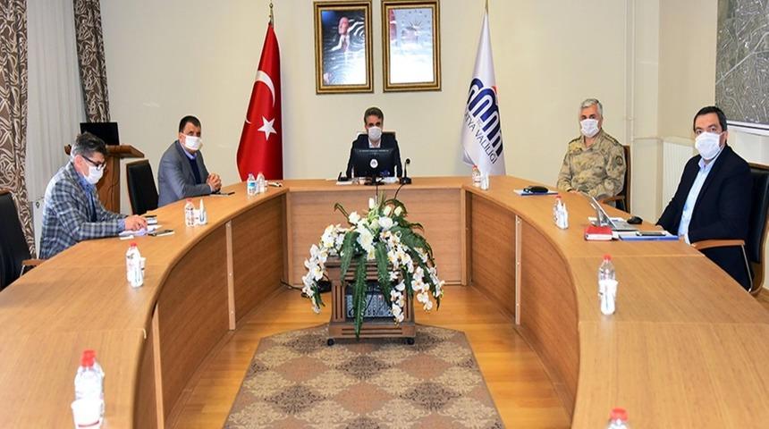 Malatya&rsquo;da a&ccedil;ık alanlarda sigara i&ccedil;me yasağı