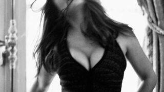 Salma Hayek defalarca kez koronavirüs testi yaptırdı! O anları paylaştı