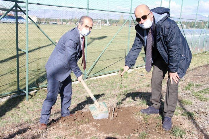 Erzurum GSİM bin fidan dikti G3