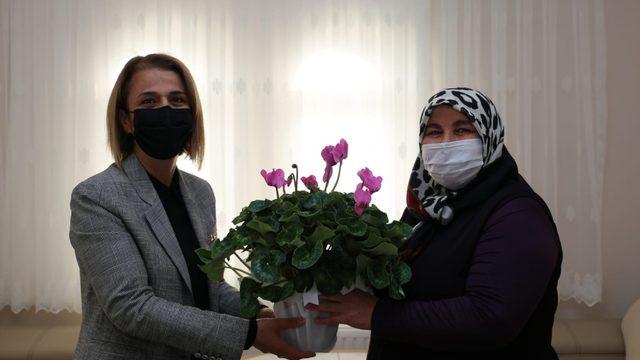 Vali Becel şehit ve gazi ailesini ziyaret etti