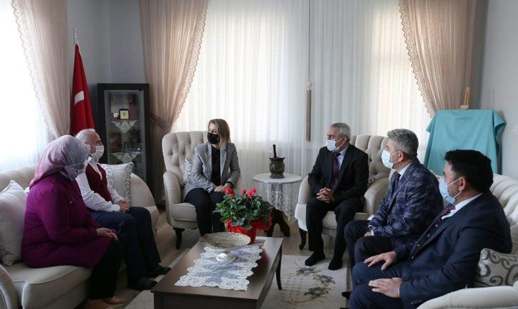 Vali Becel şehit ve gazi ailesini ziyaret etti G3