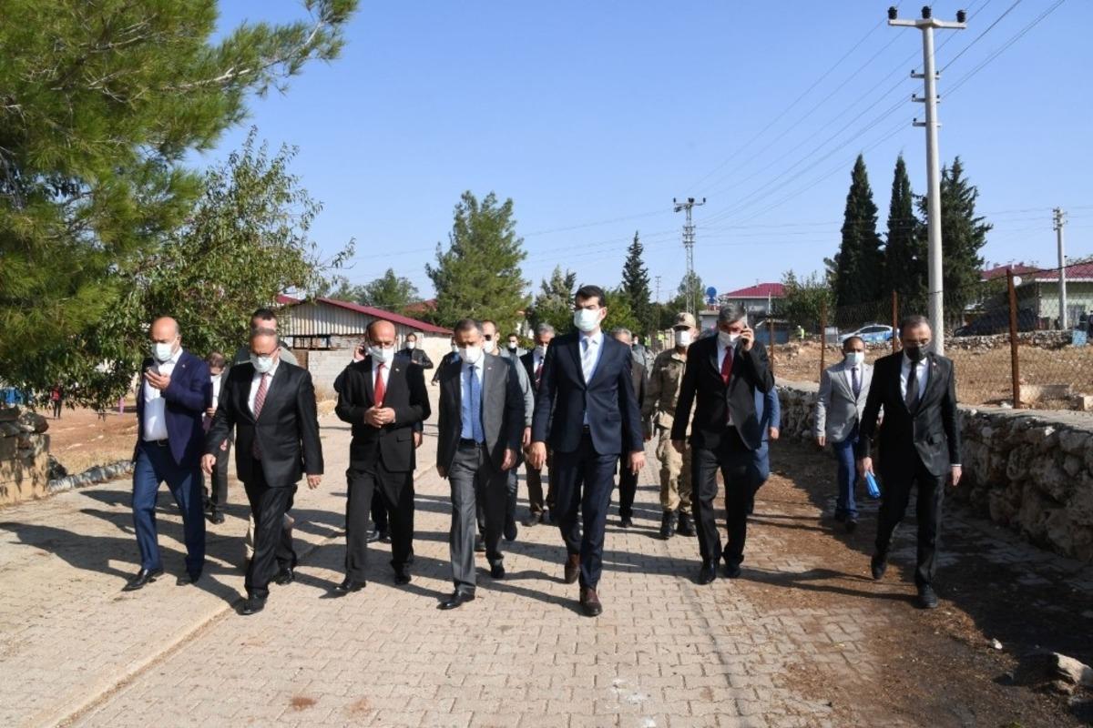 Vali Mahmut &Ccedil;uhadar Balkar ve Bel&ouml;ren beldelerini gezdi