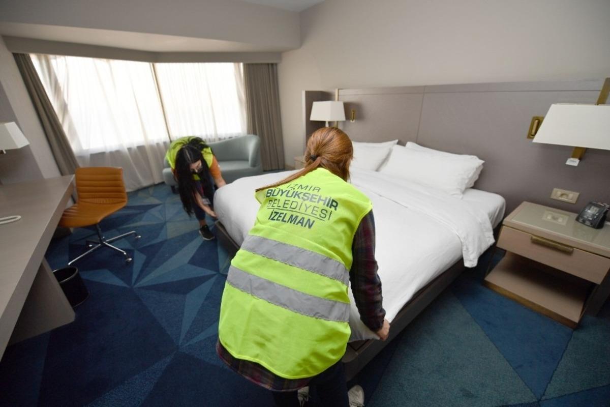 Başkan Soyer, depremzedelere seslendi: &ldquo;Sizleri bu konutlara davet ediyoruz&rdquo;