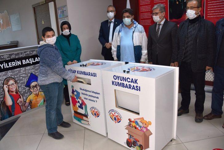 Yunusemre’de kitap ve oyuncak kampanyası G2