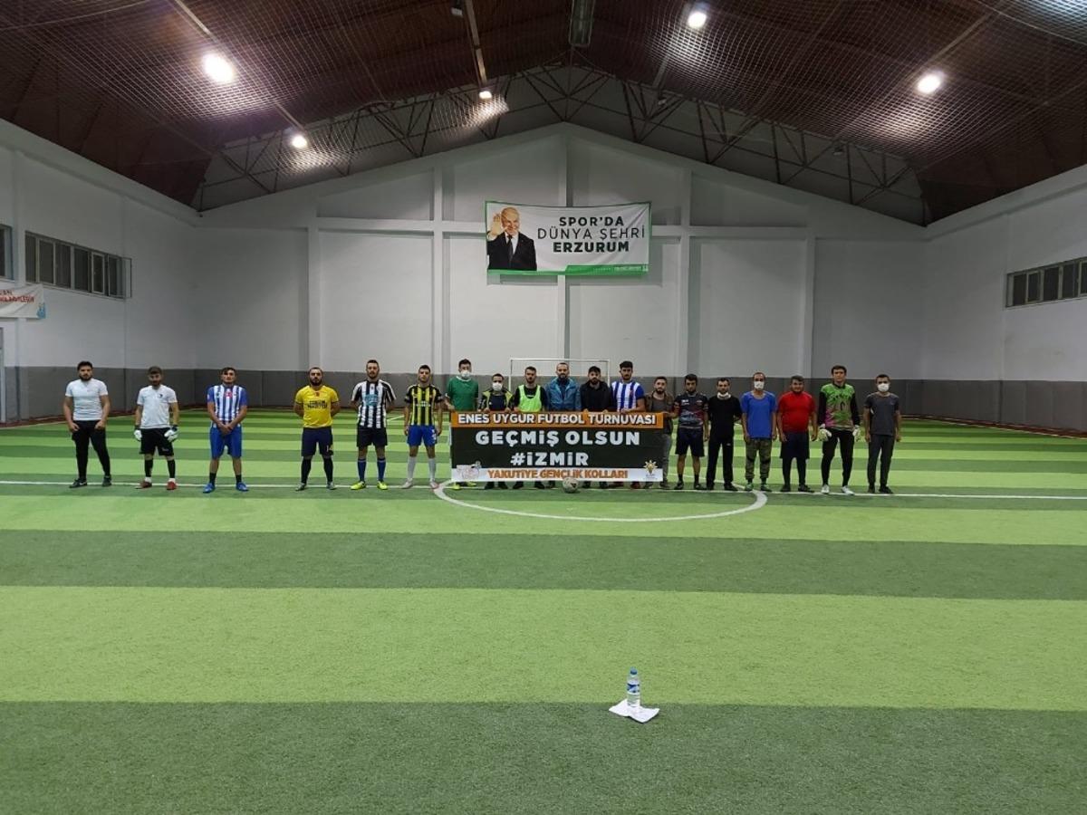 AK gen&ccedil;lerden &ouml;rnek davranış