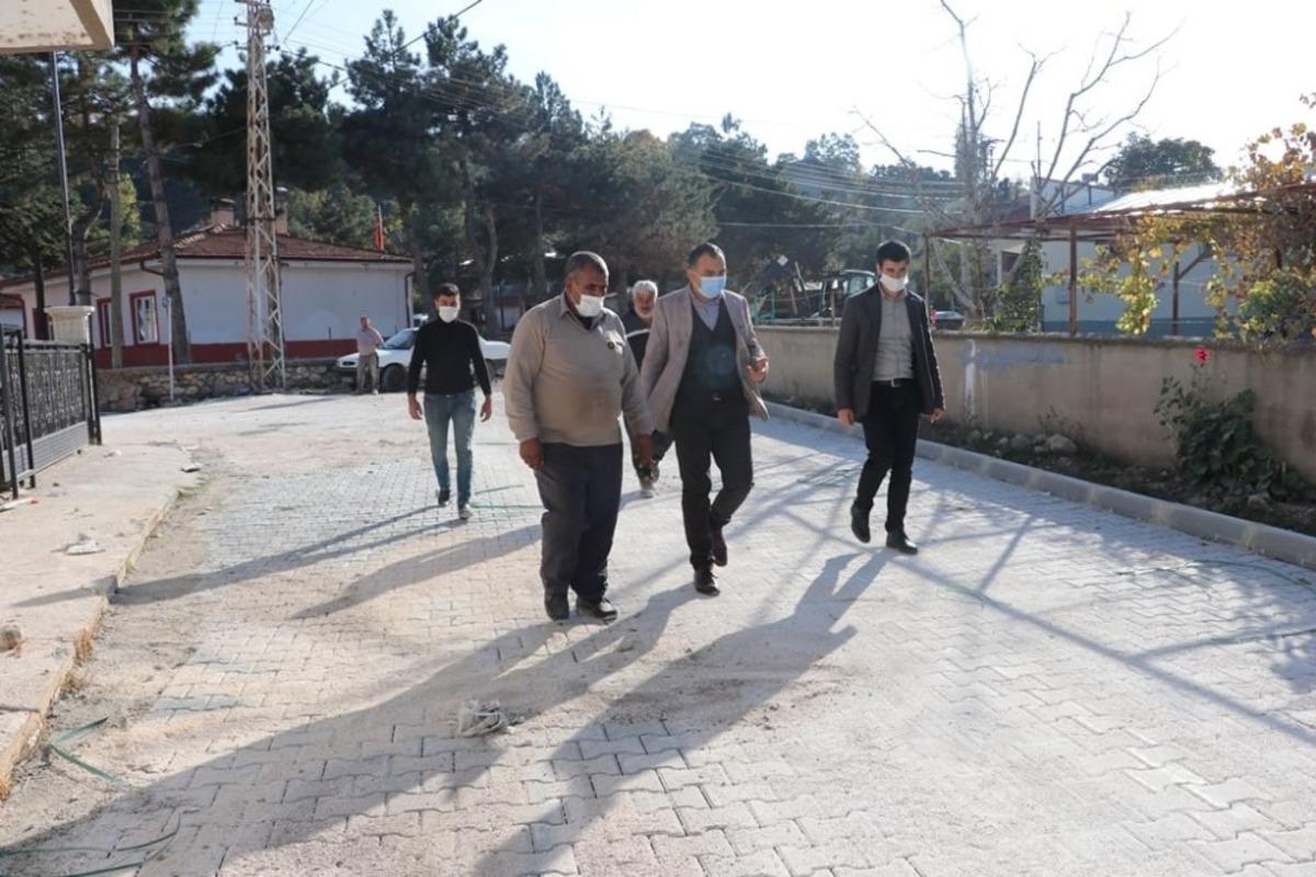 Eğirdir&rsquo;in 13 k&ouml;y&uuml;ne 13 bin 800 metre kilit parke taşı d&ouml;şenecek