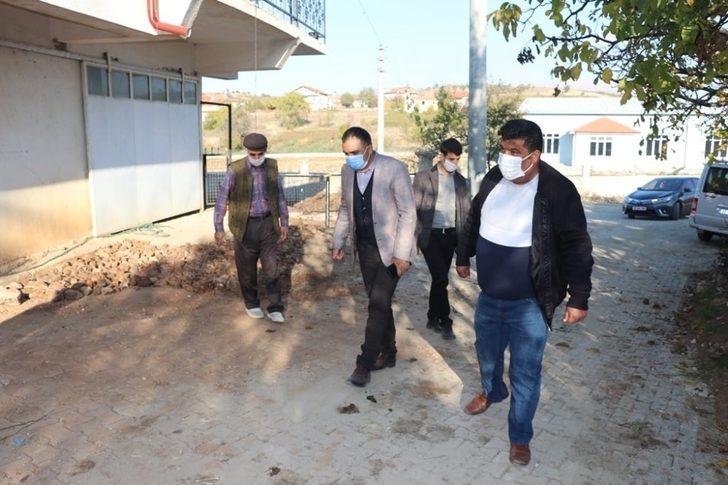 Eğirdir’in 13 köyüne 13 bin 800 metre kilit parke taşı döşenecek G4