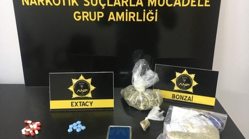 Amasya&rsquo;da uyuşturucu operasyonu: 3 g&ouml;zaltı