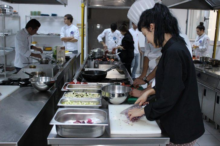 AÜ Göynük Mutfak Sanatları MYO Kalitesini Tescilledi G3