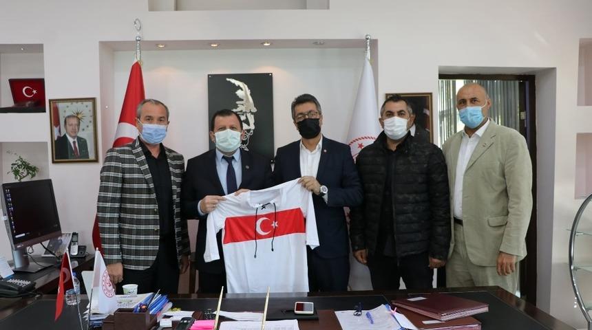 T&Uuml;FAD Kayseri Şubesi&rsquo;nden Kabakcı&rsquo;ya ziyaret