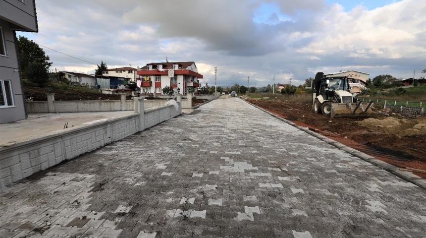 Başiskele&rsquo;de yollar konforlu hale getiriliyor