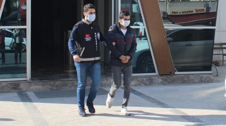 Sokak ortasında telefon kapkaçı yapan şahıs yakalandı