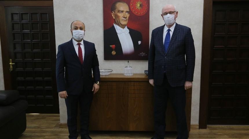 Dazkırı Belediye Başkanı Taylan&rsquo;dan Başkan Kurt&rsquo;a ziyaret