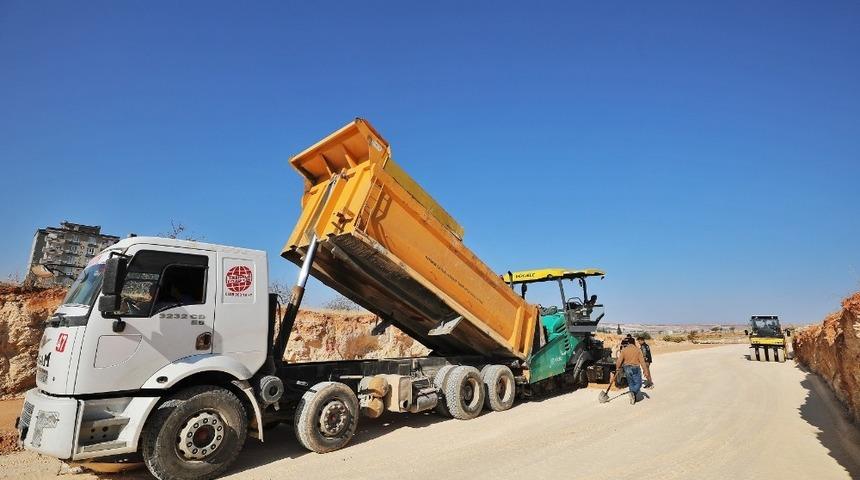 Şehitkamil&rsquo;e modern yollar kazandırılıyor
