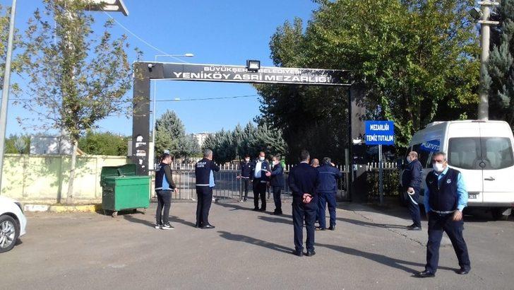 Mezarlıklarda cuma günü öncesi denetim G1