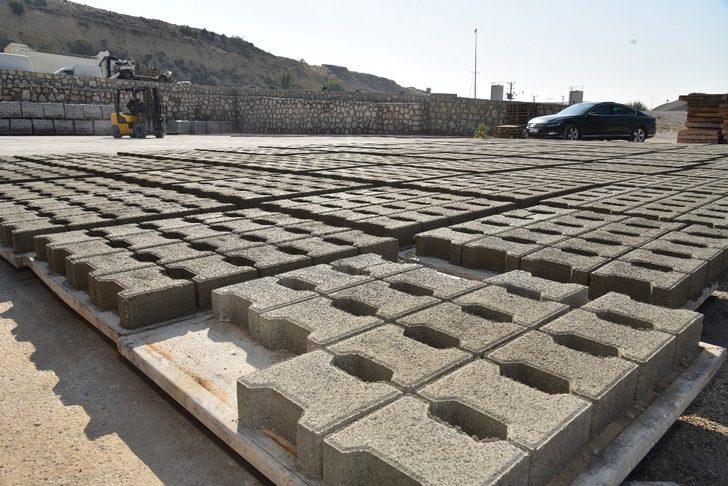 Toroslar’da kilit parke üretim tesisi ile maliyet yüzde 35 azaldı G3